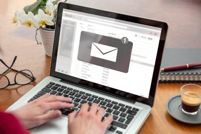 STRATO Webmail nützliche Tipps und Infos